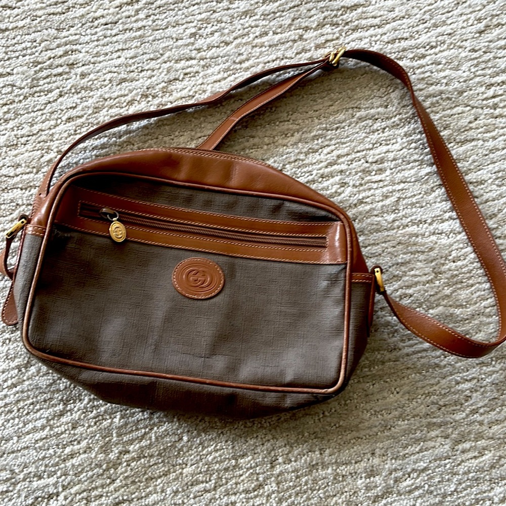 Vintage Gucci Leather Crossbody Bag